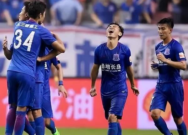 申花客场大胜上港，强势逆袭迎接赛季高峰的简单介绍
