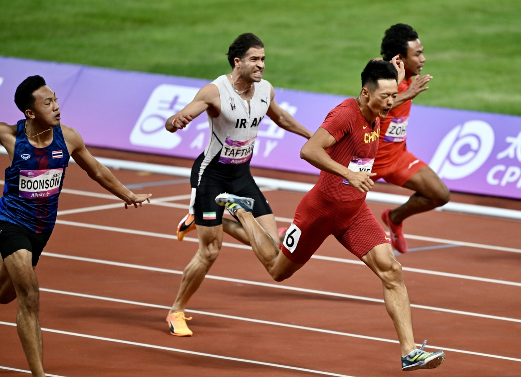 百米飞人，中国选手再度夺冠