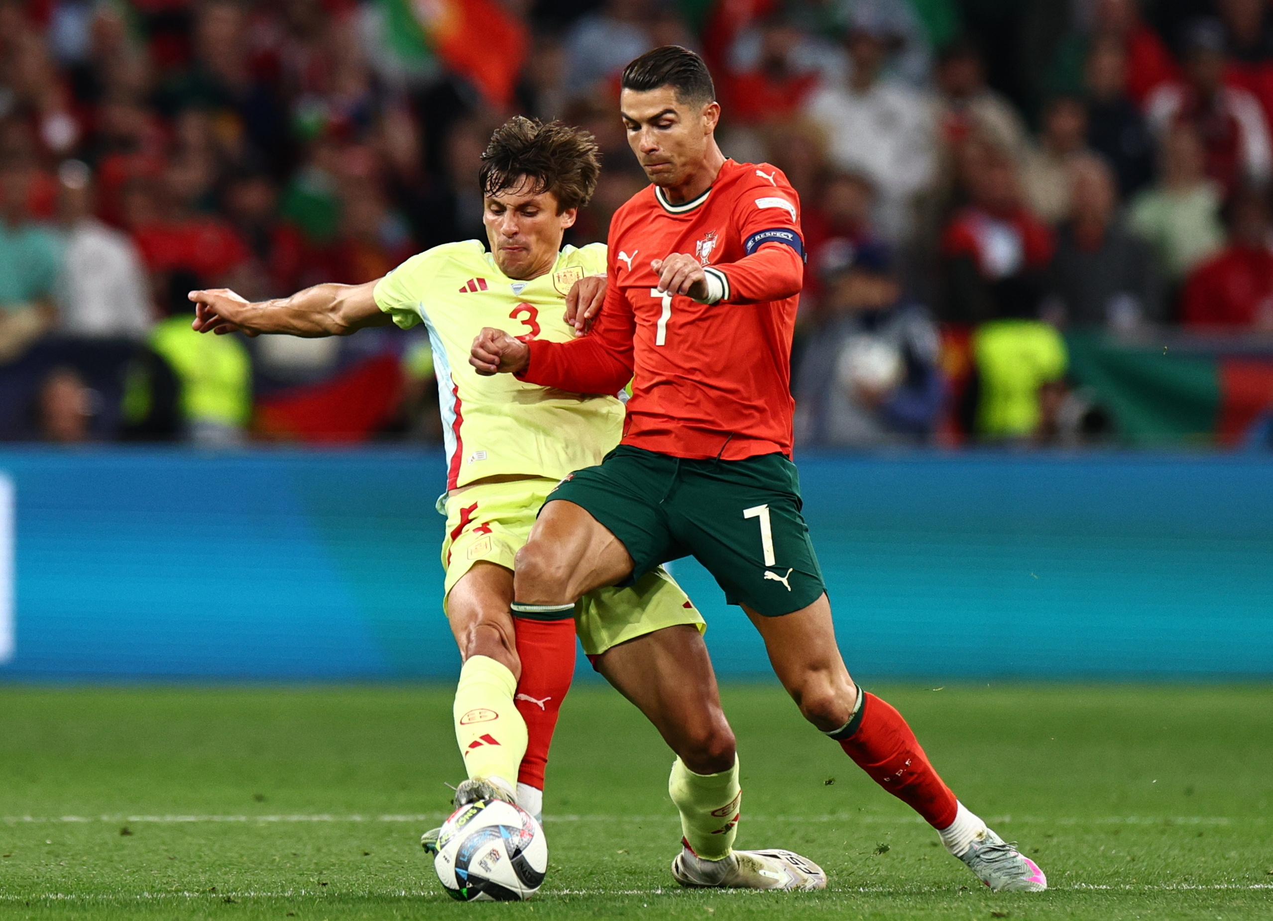 葡萄牙不敌乌克兰，欧洲杯强赛收官