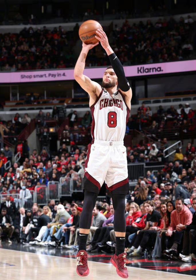 公牛惨败篮网！拉文个人得分刷新记录