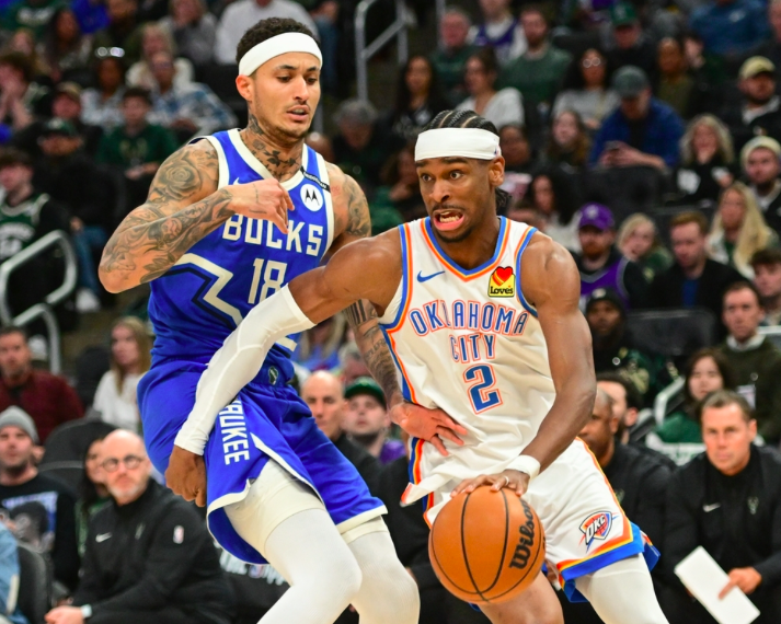 关于勇士主场大胜雄鹿，稳居西部第一的信息