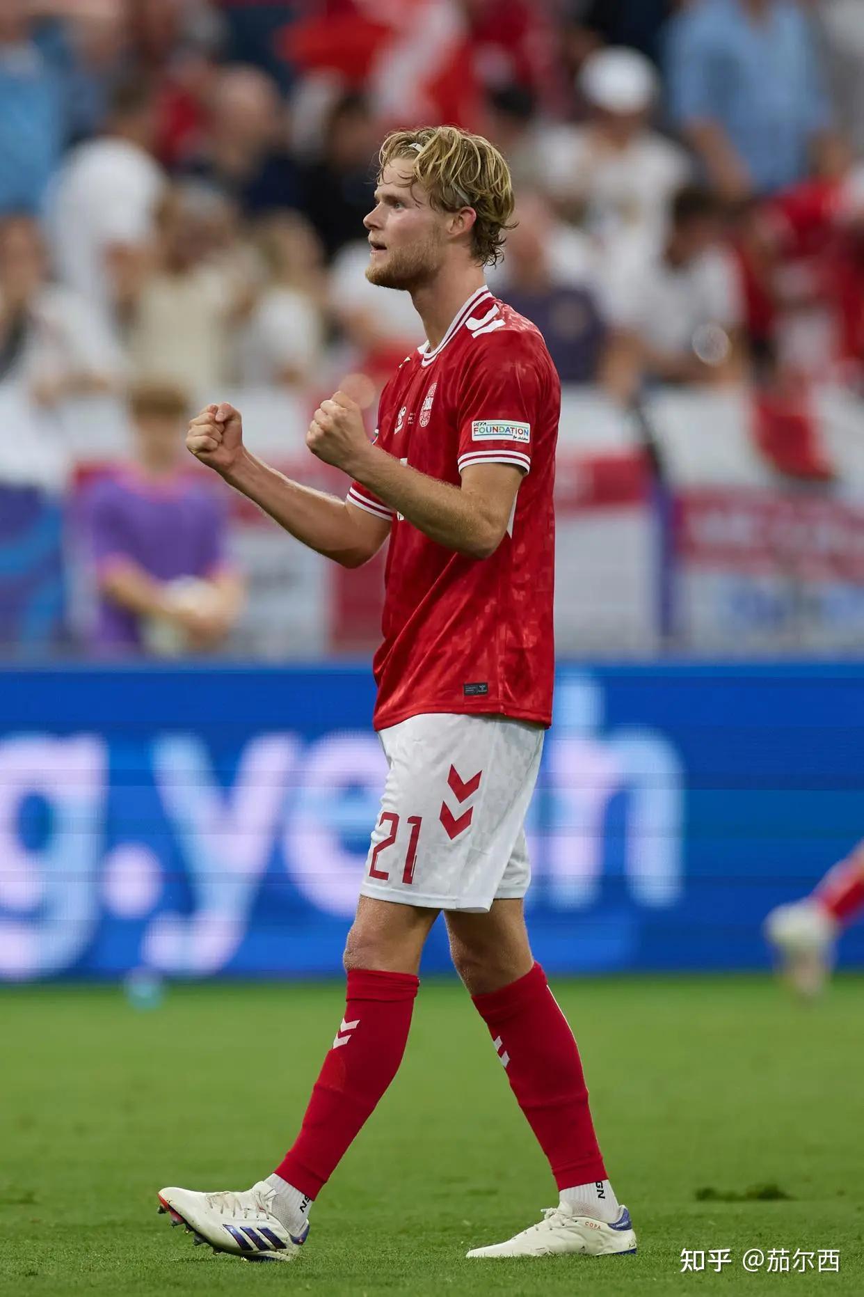 欧洲杯:英格兰1-0克罗地亚,莫林奥绝杀帮助狮子军团开门红 欧洲杯:英格兰1-0克罗地亚,莫林奥绝杀帮助狮子军团开门红