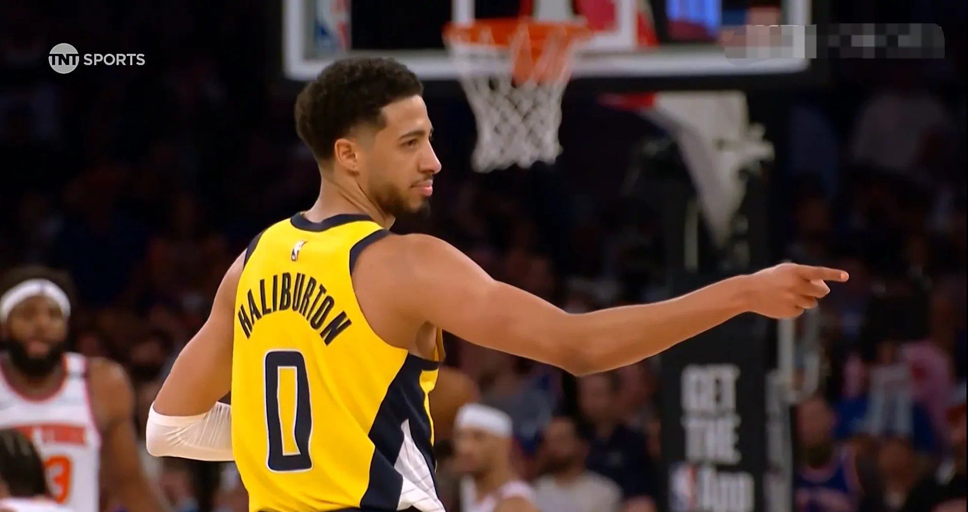 魔术险胜尼克斯,保住优势的简单介绍 魔术险胜尼克斯,保住优势的简单介绍