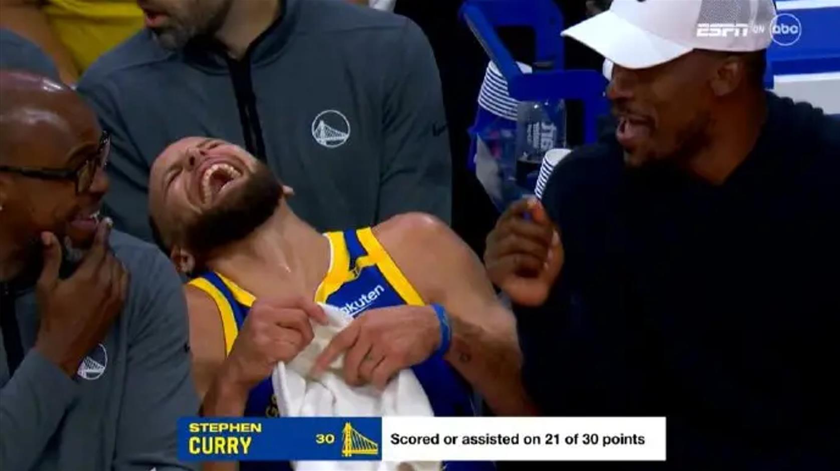 快船客场惨败开拓者,遭遇连败 快船客场惨败开拓者,遭遇连败