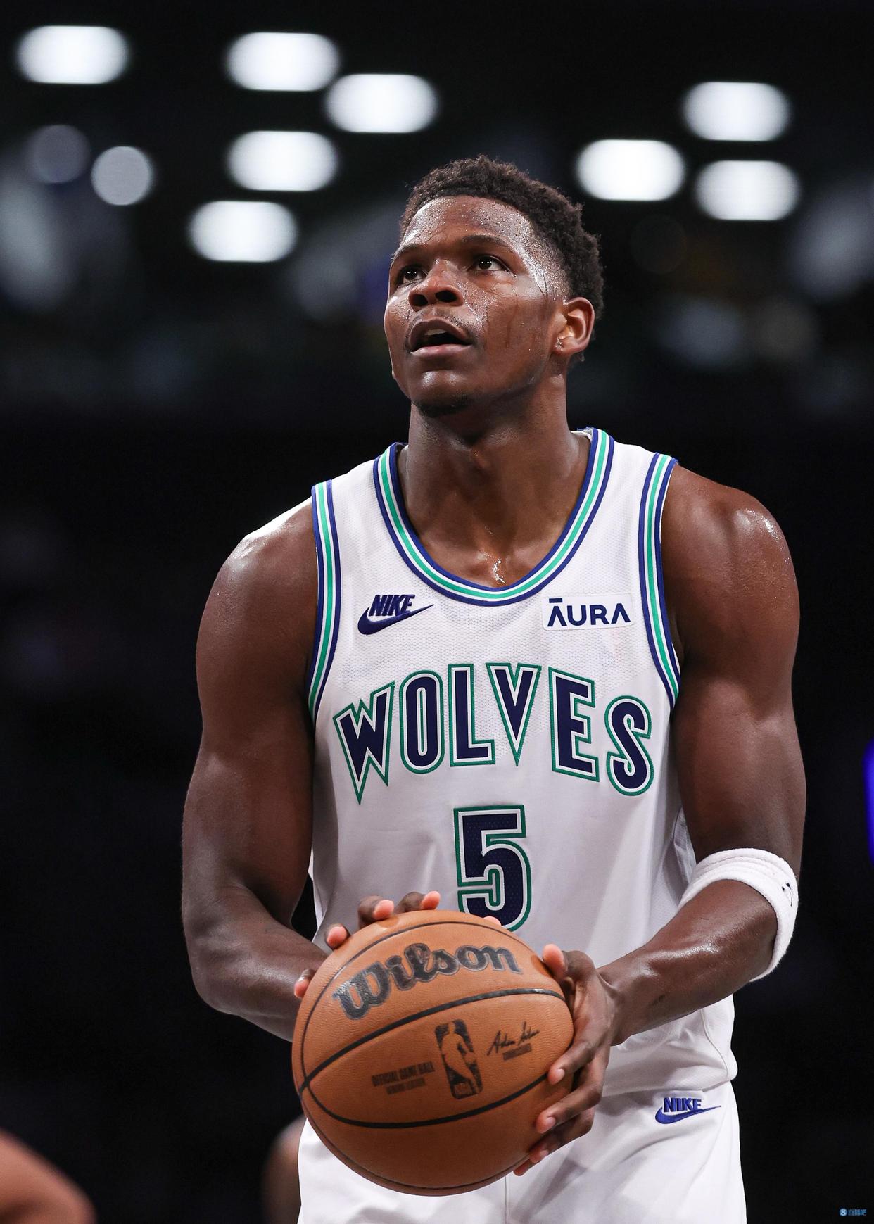 勇士再胜热火,西部第一稳坐不倒。 勇士再胜热火,西部第一稳坐不倒。