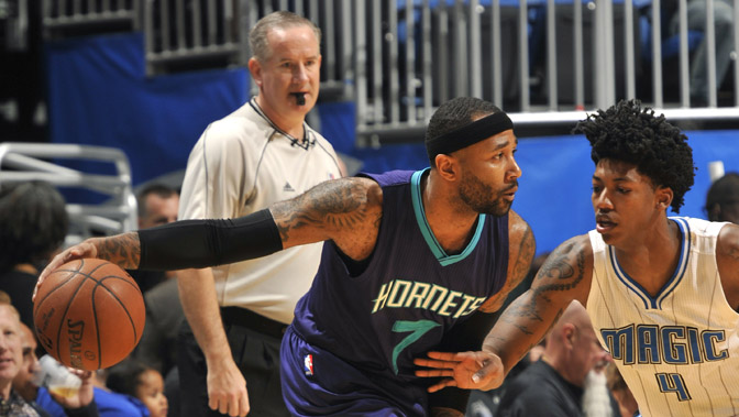 黄蜂不敌魔术,遭遇两连败 黄蜂不敌魔术,遭遇两连败